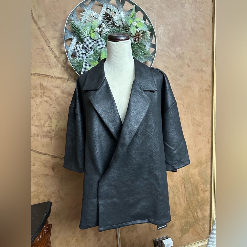 Elegant Black faux Leather Jacket for Women